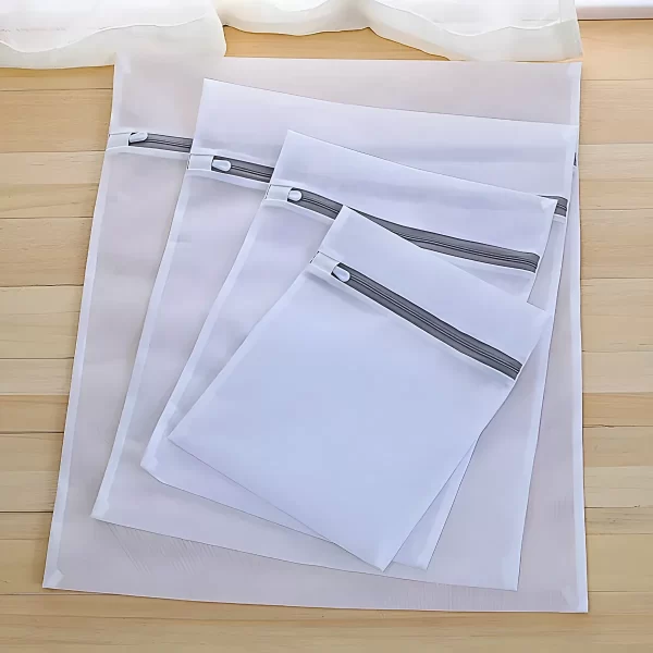 Saco de lavanderia - Bolsas Protetoras para Lavagem de Roupas Delicadas – Kit com 4 Unidades - Imagem 3